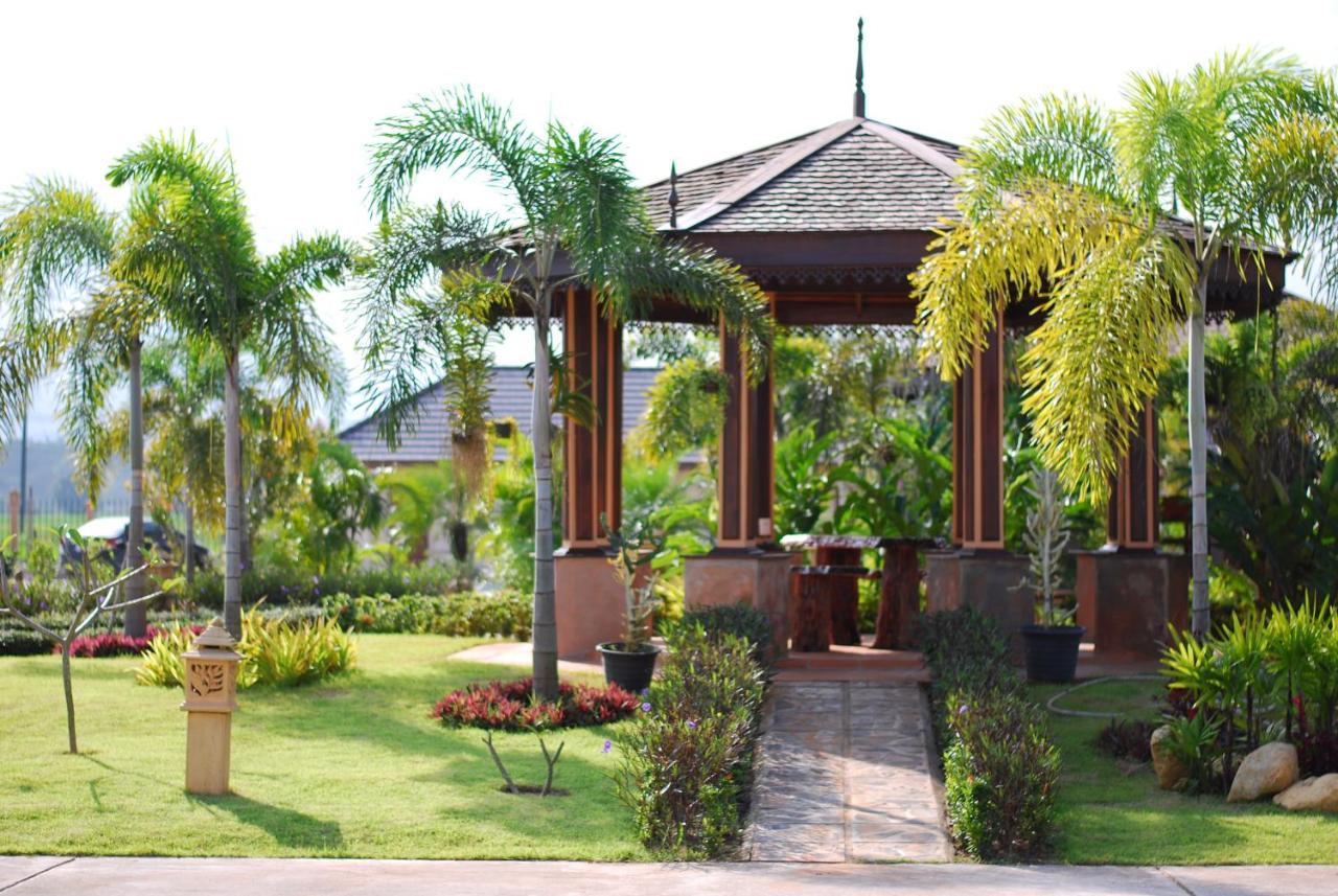 Northstar Hotel & Resort Ban Mae Kon Exterior photo